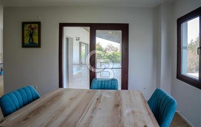 Kuşadası Olivia Sitesinde Doğa İçinde Müstakil Havuzlu Villa