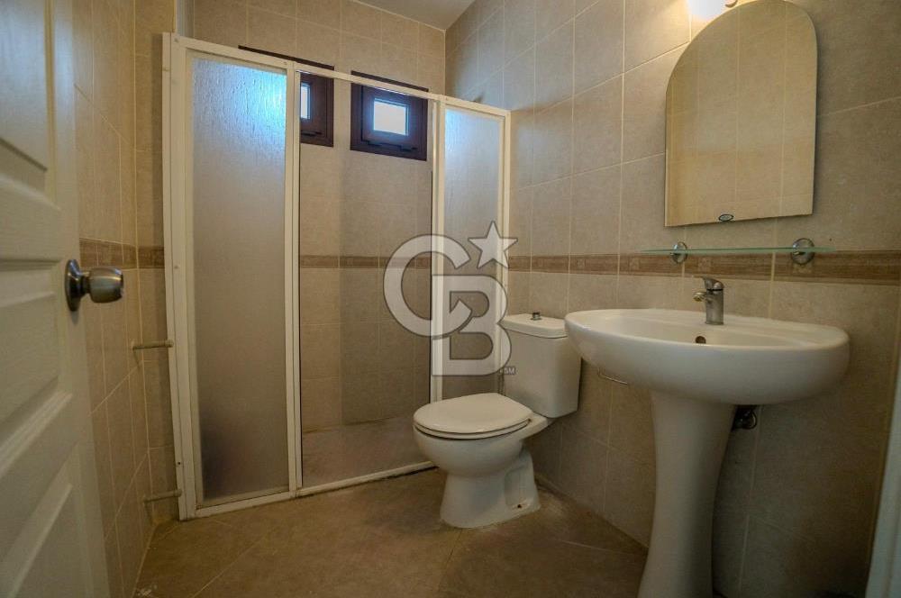 Kuşadası Olivia Sitesinde Doğa İçinde Müstakil Havuzlu Villa