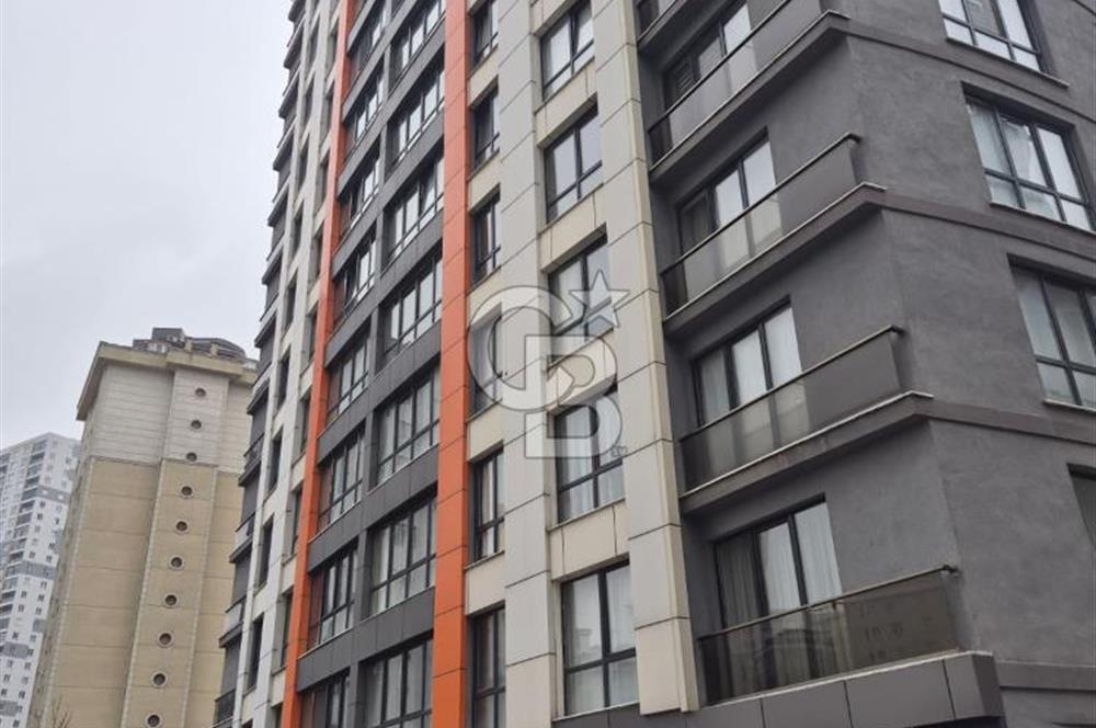 ŞERİFALİ TATLISUDA FİNANS MERKEZİNE YAKIN BOŞ 2+1 SATILIK DAİRE