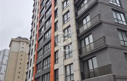 ŞERİFALİ TATLISUDA FİNANS MERKEZİNE YAKIN BOŞ 2+1 SATILIK DAİRE