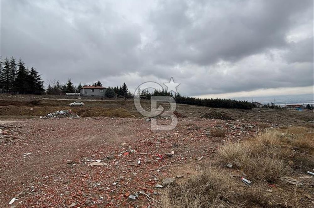 Gölbaşı Hacılar'da 750 m2 Villa İmarlı / Manzaralı/0.20 Emsal