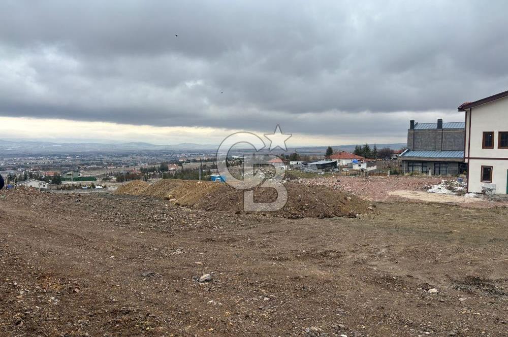 Gölbaşı Hacılar'da 750 m2 Villa İmarlı / Manzaralı/0.20 Emsal