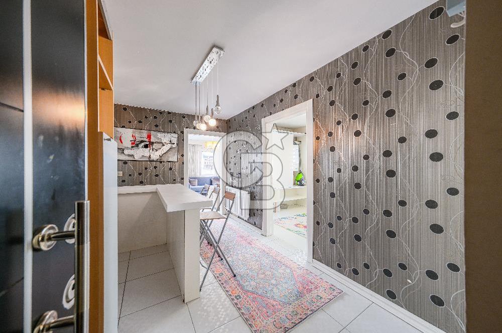 Ortaköy'de Boğaza Yürüme Mesafesinde Köşe Konumlu 2+1 |Satılık