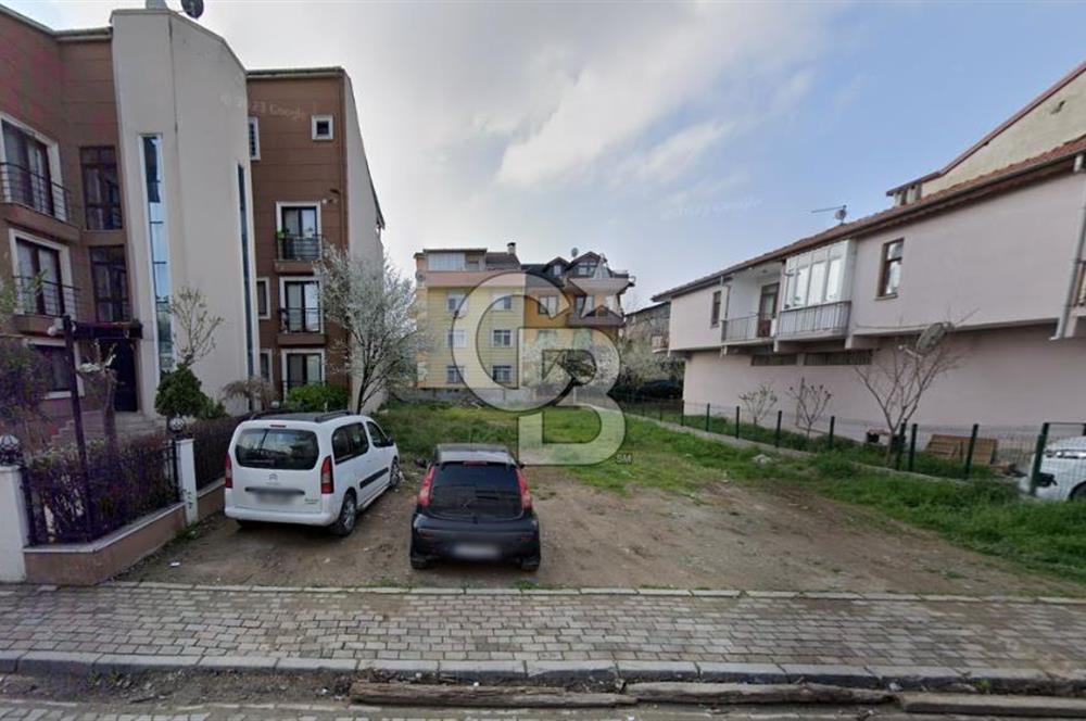 İzmit Mehmetalipaşa'da 3 kat imarlı 367 m2 arsa
