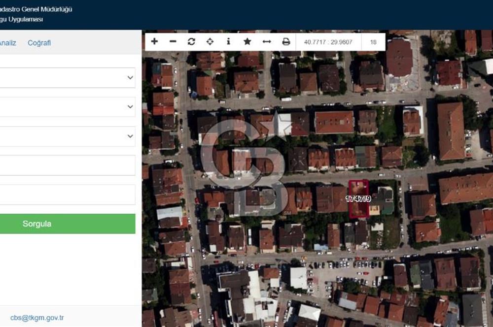 İzmit Mehmetalipaşa'da 3 kat imarlı 367 m2 arsa