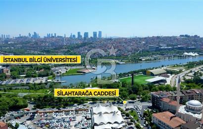 Silahtarağa'da 4 Metre Cam Cepheli Kiralık Dükkan