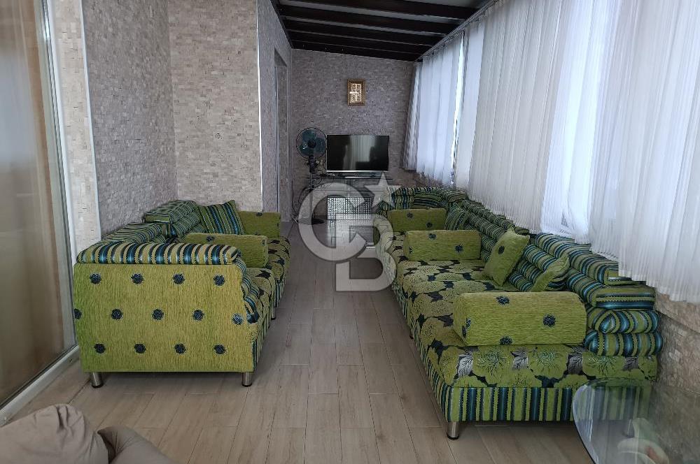 BEYLİKDÜZÜ DEMİR ROMANCE SİTESİNDE SATILIK 4+1 TERASLI DAİRE