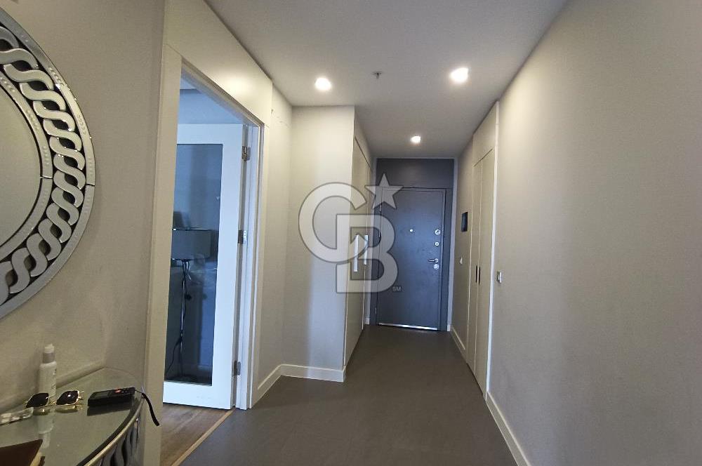 BEYLİKDÜZÜ DEMİR ROMANCE SİTESİNDE SATILIK 4+1 TERASLI DAİRE