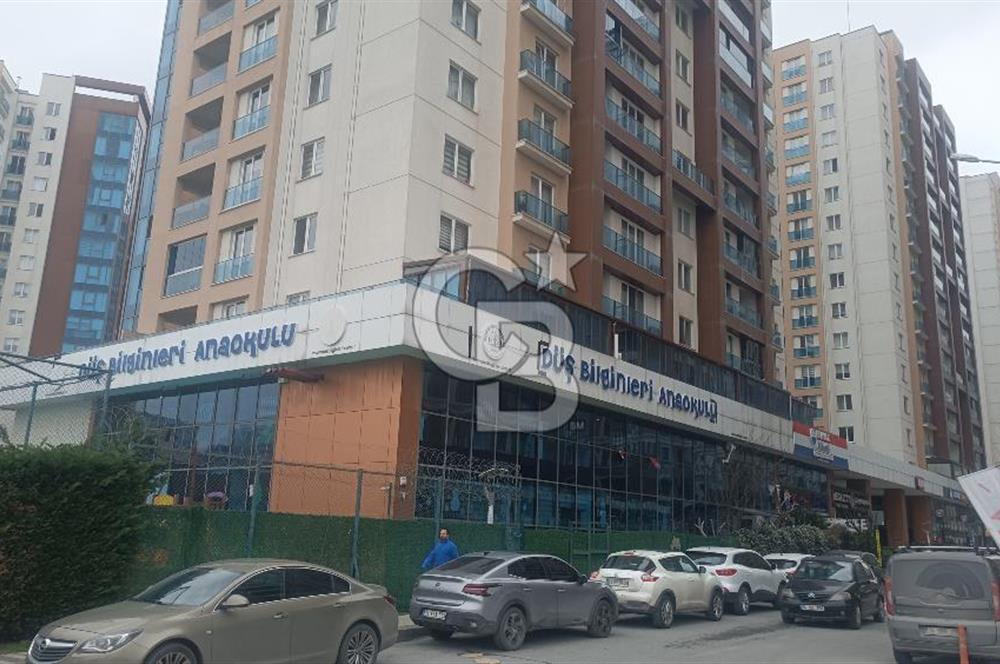 BEYLİKDÜZÜ DEMİR ROMANCE SİTESİNDE SATILIK 4+1 TERASLI DAİRE