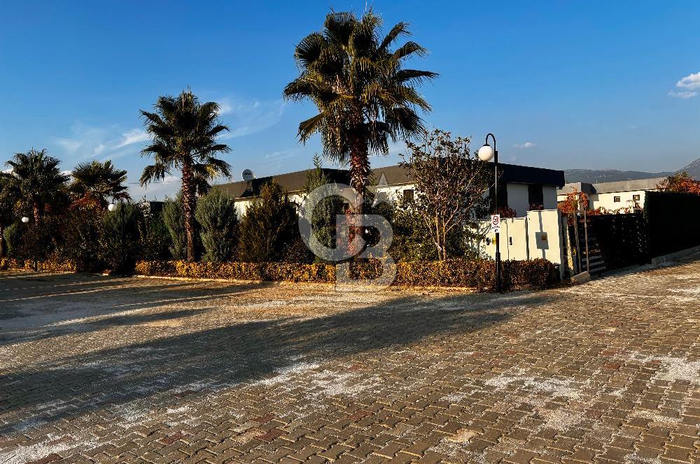 Buca Canlife’ta kooperatif satılık arsa