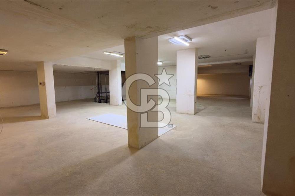 ANADOLU CADDESİ ÜZERİNDE 610m2 KİRALIK İŞYERİ+DEPO