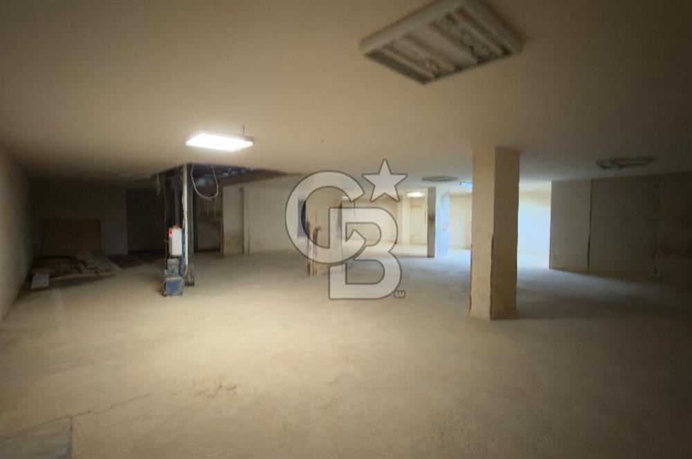 ANADOLU CADDESİ ÜZERİNDE 610m2 KİRALIK İŞYERİ+DEPO