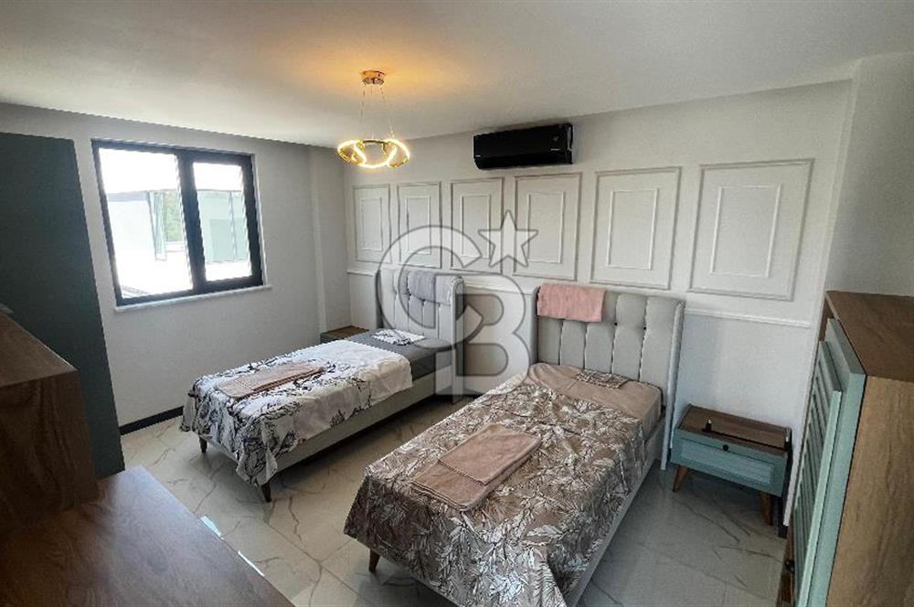 ALANYA İNCEKUM'DA HAVUZLU BAHÇELİ MANZARALI FULL EŞYALI 3+1VİLLA