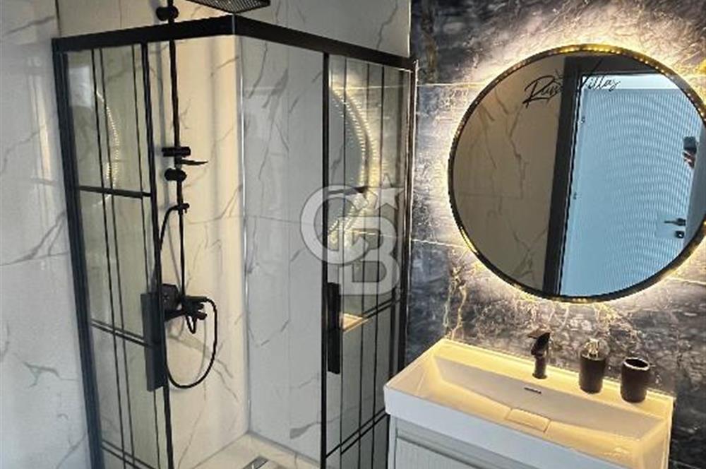 ALANYA İNCEKUM'DA HAVUZLU BAHÇELİ MANZARALI FULL EŞYALI 3+1VİLLA