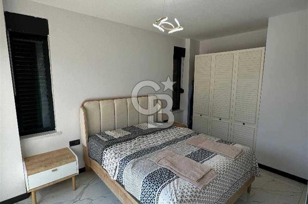 ALANYA İNCEKUM'DA HAVUZLU BAHÇELİ MANZARALI FULL EŞYALI 3+1VİLLA