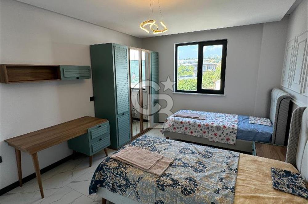 ALANYA İNCEKUM'DA HAVUZLU BAHÇELİ MANZARALI FULL EŞYALI 3+1VİLLA