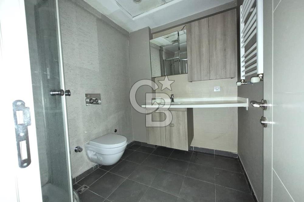 ŞERİFALİ TATLISUDA FİNANS MERKEZİNE YAKIN BOŞ 2+1 SATILIK DAİRE