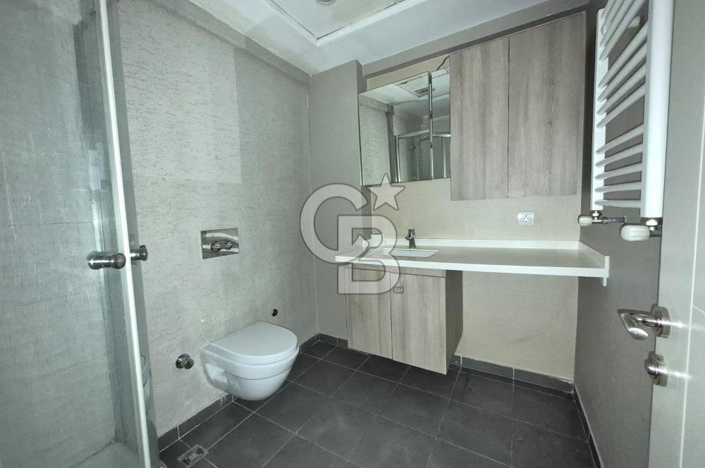 ŞERİFALİ TATLISUDA FİNANS MERKEZİNE YAKIN BOŞ 2+1 SATILIK DAİRE