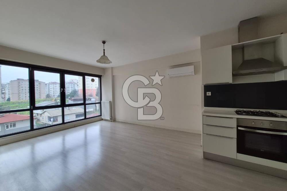 ŞERİFALİ TATLISUDA FİNANS MERKEZİNE YAKIN BOŞ 2+1 SATILIK DAİRE