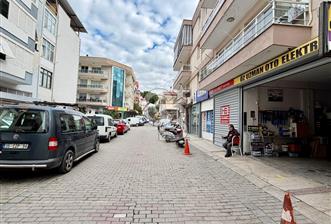 Balçova Ata Caddesi Yakını |Geniş Kullanım Alanlı Satılık Dükkan  - 3 - 333633