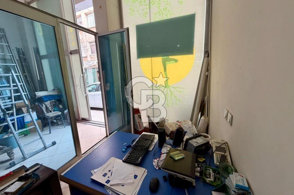 Balçova Ata Caddesi Yakını |Geniş Kullanım Alanlı Satılık Dükkan 