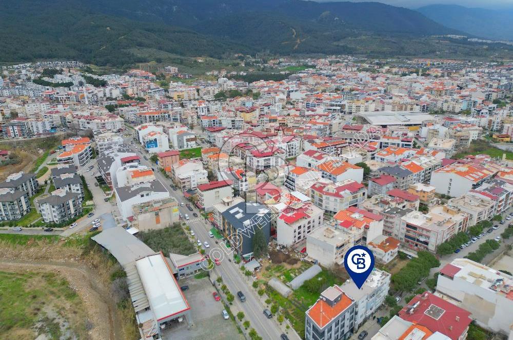 Kuşadası Davutlar Merkezde Satılık 3+1 Daire 