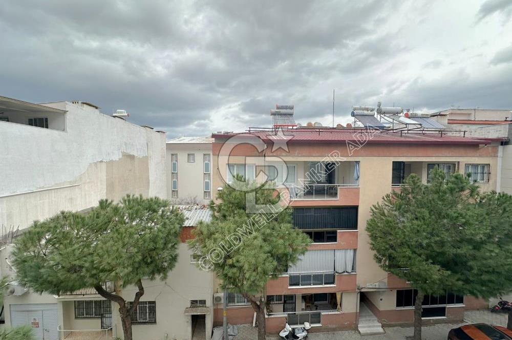 Kuşadası Davutlar Merkezde Satılık 3+1 Daire 