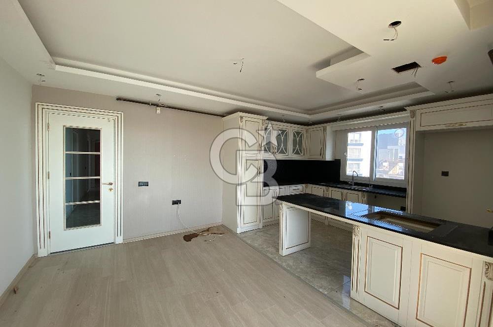 Mersin Mezitli Akdeniz Mah de 5+1 Aqua Parklı Satılık Daire 