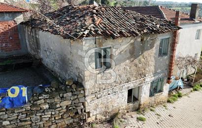 LAPSEKİ GÖKKÖY’DE İKİ KATLI MÜSTAKİL AVLULU KARGİR EV 