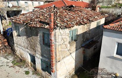 LAPSEKİ GÖKKÖY’DE İKİ KATLI MÜSTAKİL AVLULU KARGİR EV 