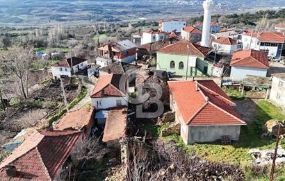 LAPSEKİ GÖKKÖY’DE İKİ KATLI MÜSTAKİL AVLULU KARGİR EV 