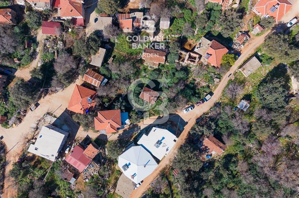 CB ARDEN DEN KAŞ SAHİL KILINÇLI DA SATILIK 331 m² EV VE ARSASI