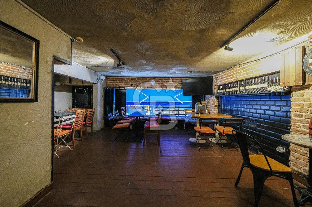 Fırsat Kiralık Beşiktaş Çarşı Dükkan 3 Katlı Hazır Konsept