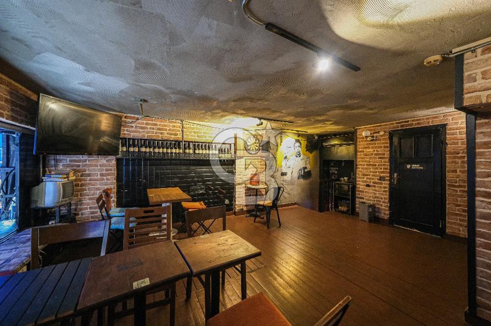 Fırsat Kiralık Beşiktaş Çarşı Dükkan 3 Katlı Hazır Konsept