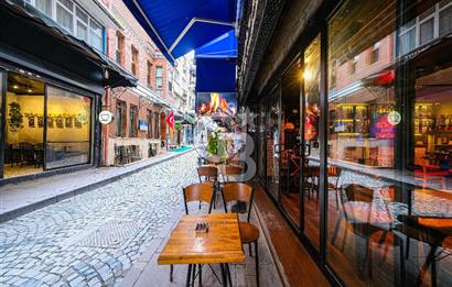 Fırsat Kiralık Beşiktaş Çarşı Dükkan 3 Katlı Hazır Konsept