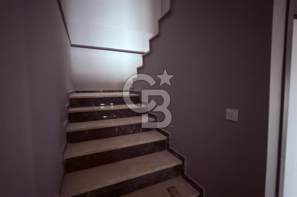 MANYAS ÇARŞIDA DOĞA MANZARALI / 4+1 SIFIR LÜKS DUBLEKS