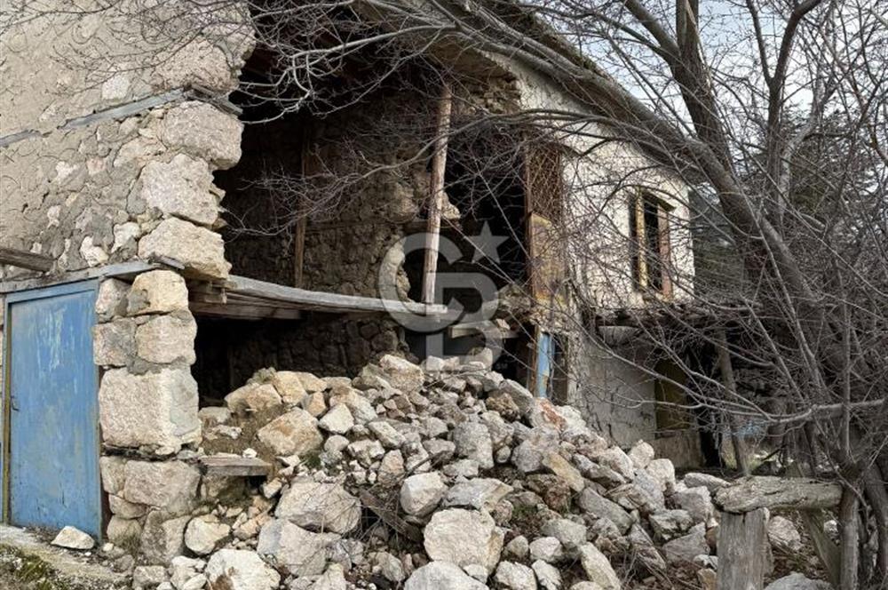 CB GİZ'DEN KAŞ YAYLA ÇAYKÖY'DE ACİL SATILIK KARGİR EV VE BAHÇESİ