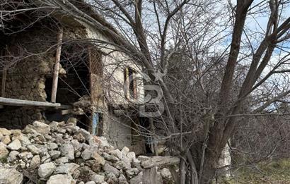 CB GİZ'DEN KAŞ YAYLA ÇAYKÖY'DE ACİL SATILIK KARGİR EV VE BAHÇESİ