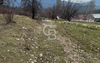 CB GİZ'DEN KAŞ YAYLA ÇAYKÖY'DE ACİL SATILIK KARGİR EV VE BAHÇESİ