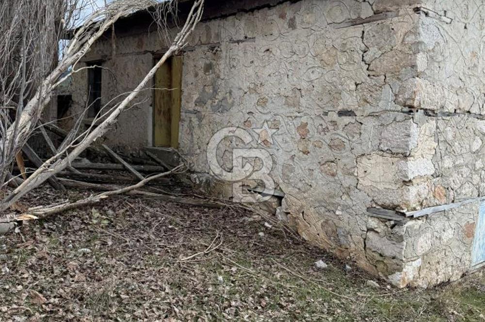 CB GİZ'DEN KAŞ YAYLA ÇAYKÖY'DE ACİL SATILIK KARGİR EV VE BAHÇESİ