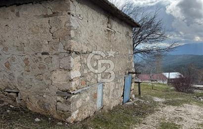 CB GİZ'DEN KAŞ YAYLA ÇAYKÖY'DE ACİL SATILIK KARGİR EV VE BAHÇESİ