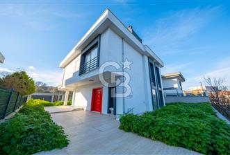 SATILIK MÜSTAKİL 500 M² BAHÇE İÇİNDE 5+2 VİLLA  GÜZELBAHÇE MUSTAFA KEMAL PAŞA’DA KOLEJLER BÖLGESİNDE SATILIK MÜSTAKİL DUBLEKS VİLLA - 2 - 333725