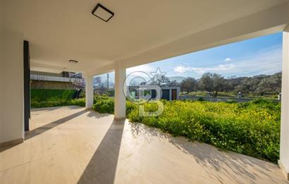 SATILIK MÜSTAKİL 500 M² BAHÇE İÇİNDE 5+2 VİLLA  GÜZELBAHÇE MUSTAFA KEMAL PAŞA’DA KOLEJLER BÖLGESİNDE SATILIK MÜSTAKİL DUBLEKS VİLLA