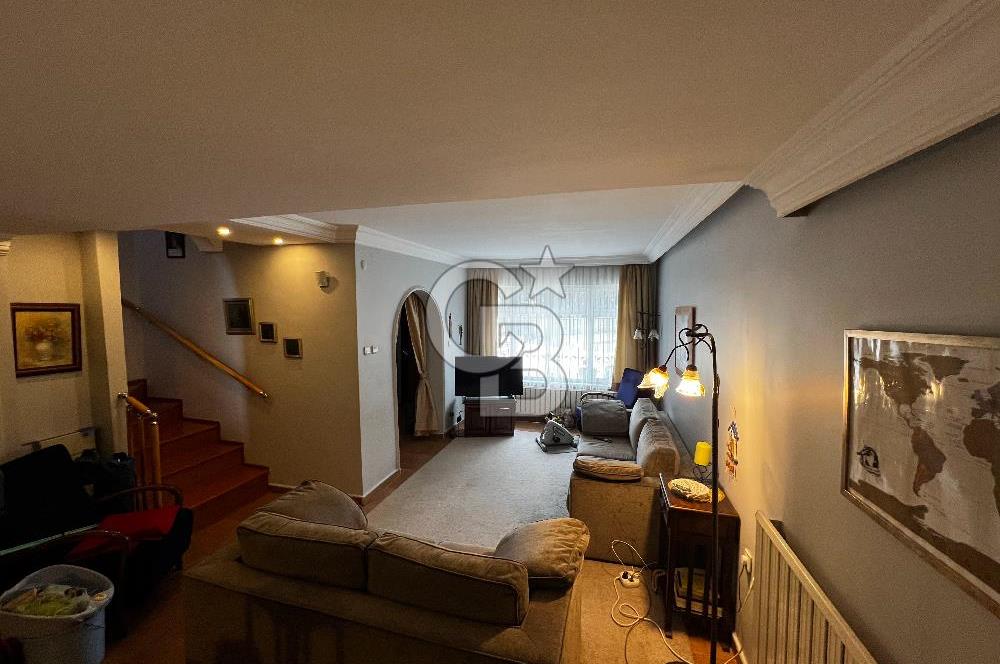 ÇAYYOLU BAŞKENT DOKTORLAR SİTESİNDE ASANSÖRLÜ , KÖŞE , ŞEREFİYELİ KÖŞE VİLLA