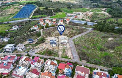 KUŞADASINDA ÖNÜ KAPANMAZ DENİZ MANZARALI FIRSAT VİLLA ARSASI