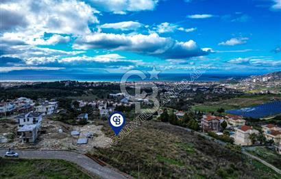 KUŞADASINDA ÖNÜ KAPANMAZ DENİZ MANZARALI FIRSAT VİLLA ARSASI