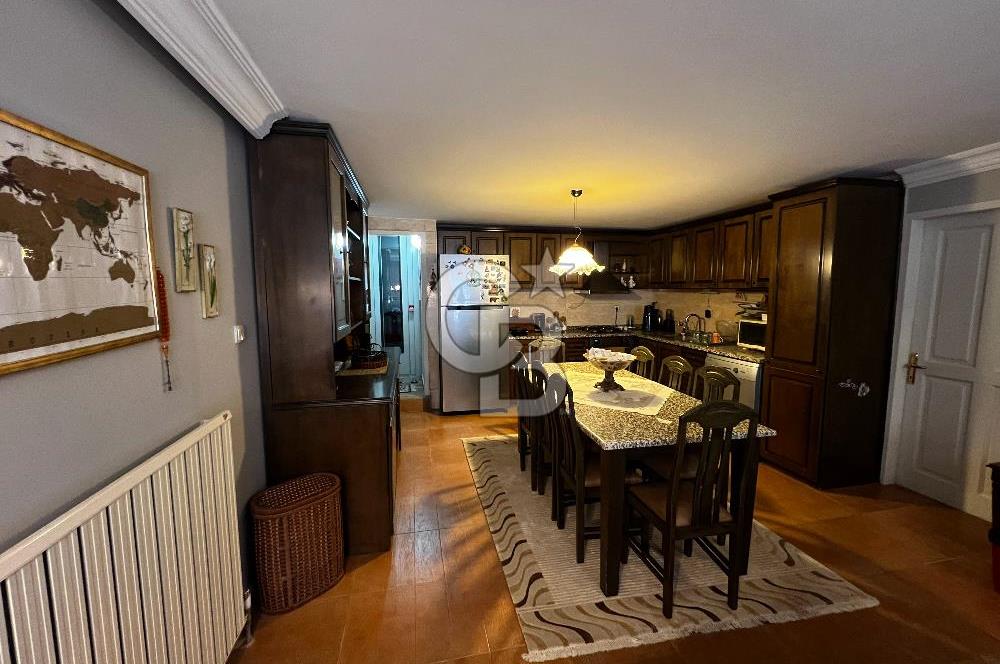 ÇAYYOLU BAŞKENT DOKTORLAR SİTESİNDE ASANSÖRLÜ , KÖŞE , ŞEREFİYELİ KÖŞE VİLLA