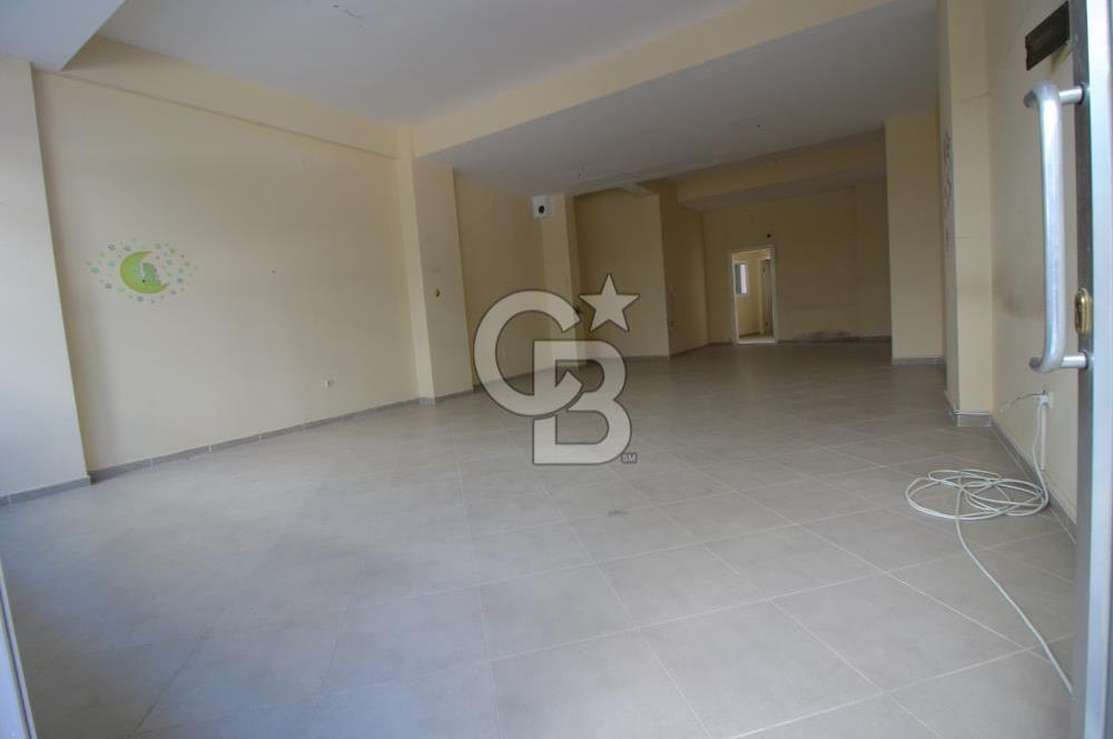 GAZİEMİR MEYDAN'DA SATILIK DÜKKAN.