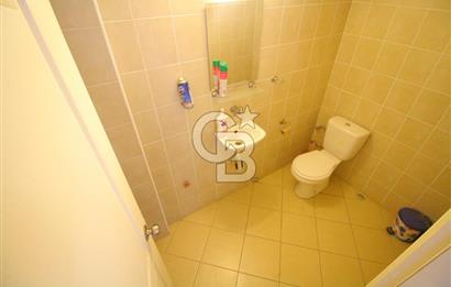 GAZİEMİR MEYDAN'DA SATILIK DÜKKAN.