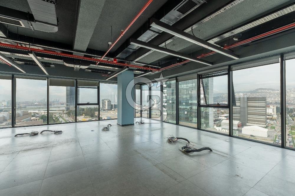 Bayraklı Marla Plaza Kiralık 540m2 Tam Kat Ofis